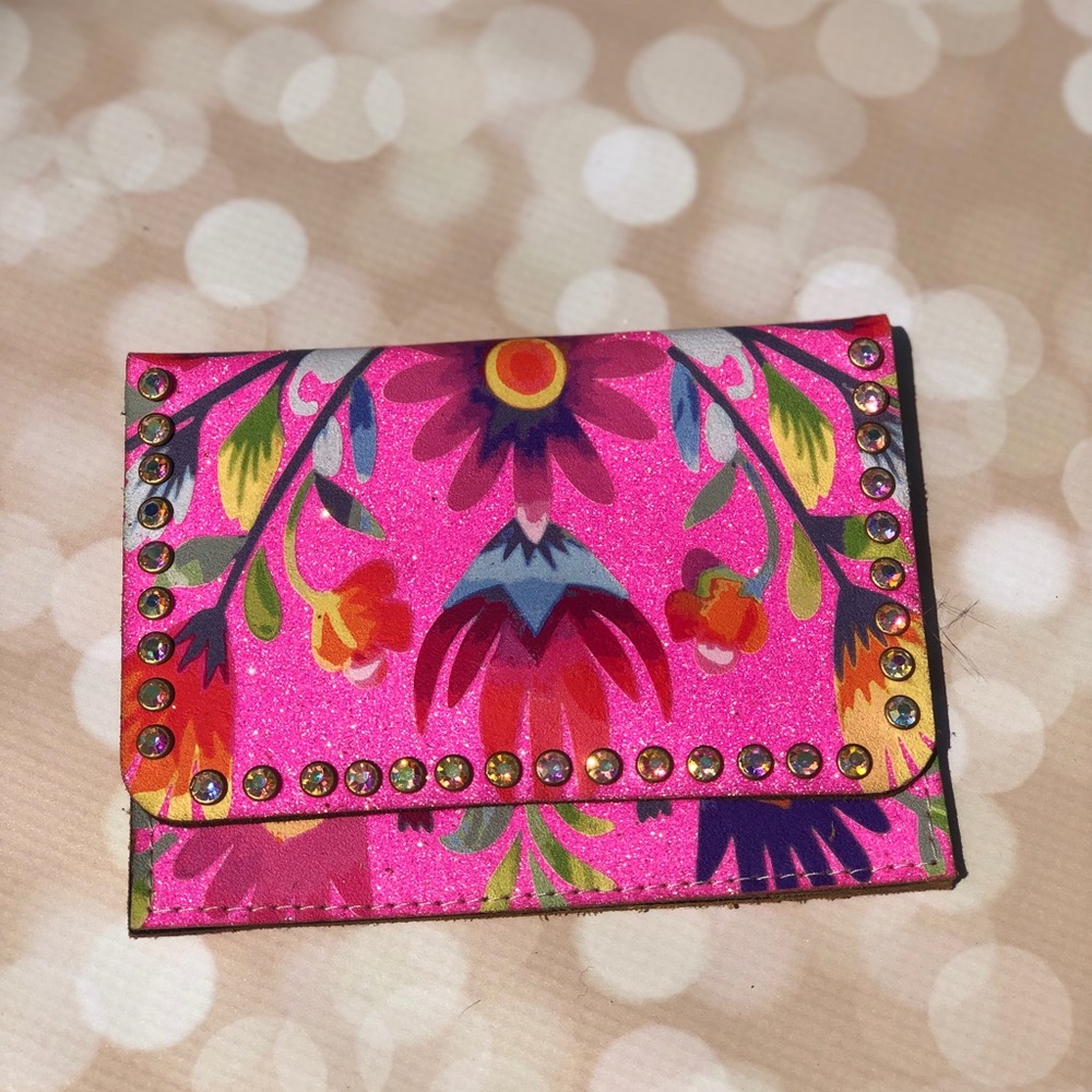 Keep It Gypsy Floral Glitter Flora
